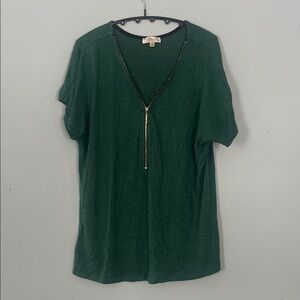 Lavish Forest Green Short Sleeve V-Neck Top with Front Zip Detail Large